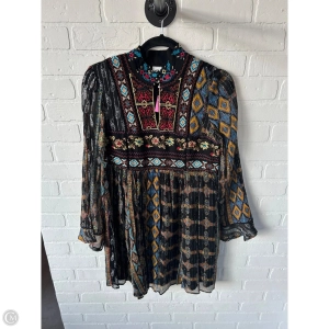 Dress Casual Short By Akemi And Kin In Black & Yellow, Size: M