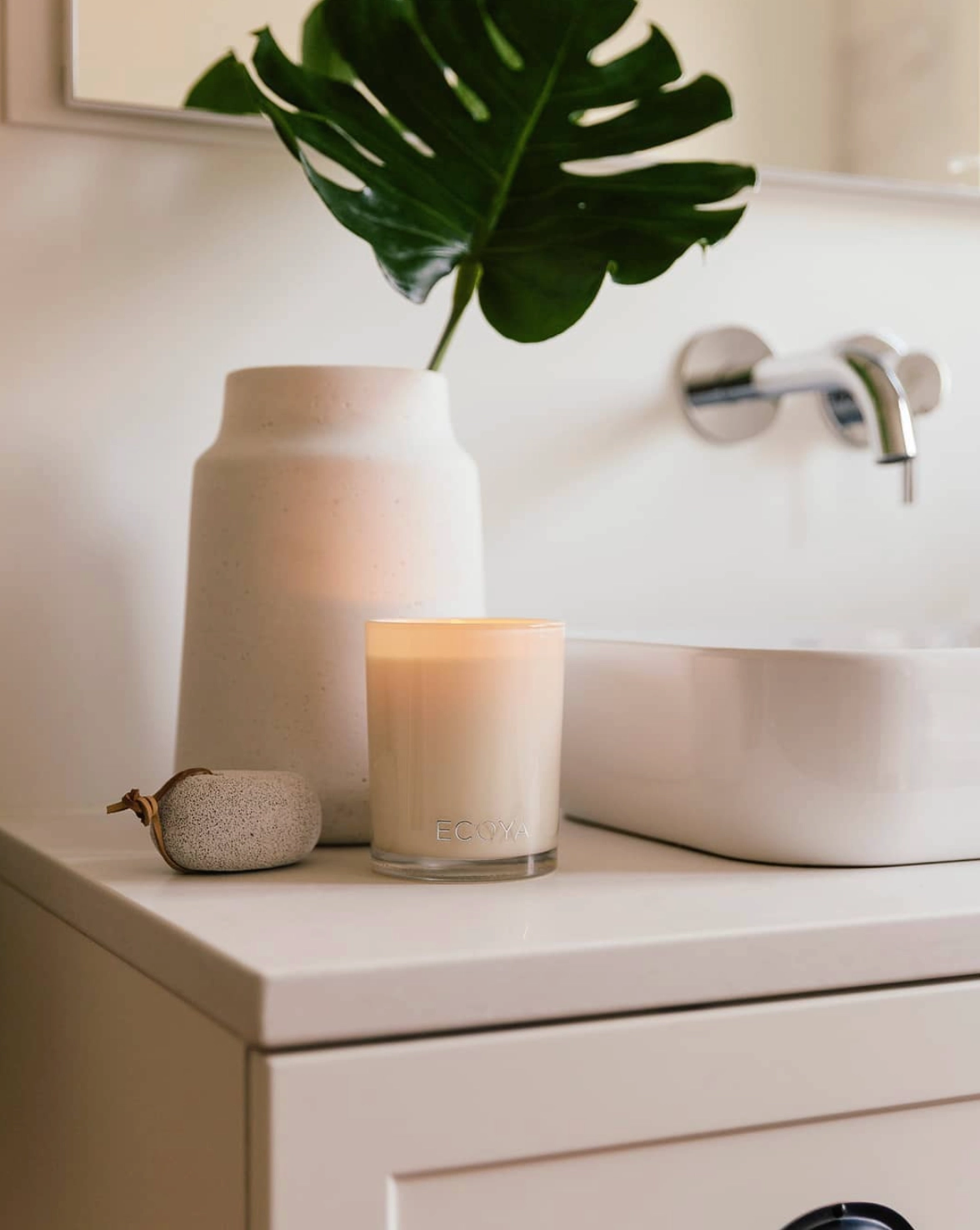 Ecoya Madison Jar Lotus Flower